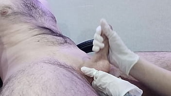 Nurse shaves patient's groin and ends with happy ending
