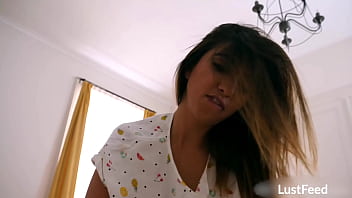 Creampie sex tape with tiny latina hotwife frida sante