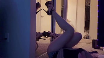 European stepmom artemisia love showing her hot body with sexy shoes on front of the mirror