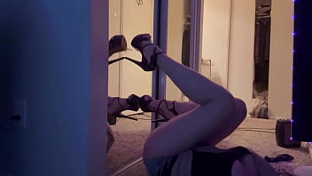 European stepmom artemisia love showing her hot body with sexy shoes on front of the mirror