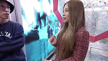 パート1 彼氏の要望でntrせちゃうギャル、ひなさん23歳が登場。チ●コ一本じゃ満足できない貪欲な褐色bodyに交互に中出し！カップル公認のntrセックス！！