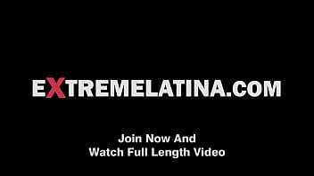 Skinny babe with huge ass gets a deep pussy fist