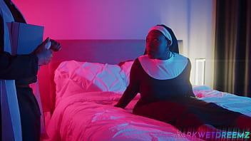 Bbw demon works that pussy on the dick