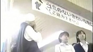 Pursuit upskirt outdoor