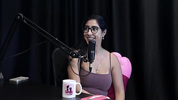 Fica no controle quando não grava com atores todo mês tinha uma safadeza com o gringo e ia sozinha na casa de swing renatinha melo watch sheer red