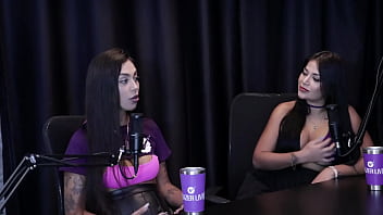 Fica no controle quando não grava com atores todo mês tinha uma safadeza com o gringo e ia sozinha na casa de swing renatinha melo watch sheer red