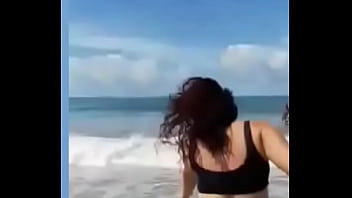 Gostosa ao mar Gostosa ao mar