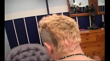 Enchanting gf bends down for sex