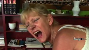 Slim granny banging a young dude until exhaustioni 1