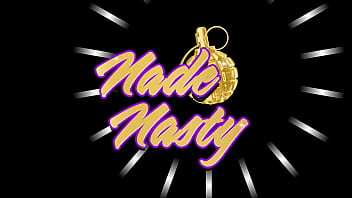 Sneaky car blowjob with jenna foxx