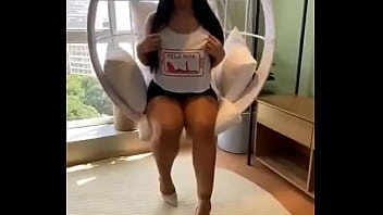 Stella smeets aguardem em breve na sua telinha