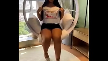 Stella smeets aguardem em breve na sua telinha