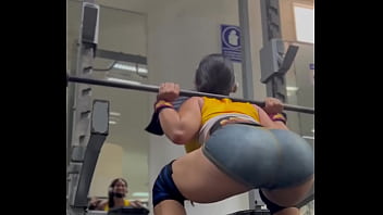 Entrenando en el gym