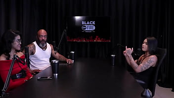 Teve um ido inusitada no tinder o cliente queria ser vestido de mulher e tem fetiche em fazer dp jordanna gomes japa joh watch sheer red