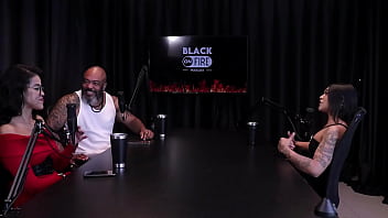 Teve um ido inusitada no tinder o cliente queria ser vestido de mulher e tem fetiche em fazer dp jordanna gomes japa joh watch sheer red