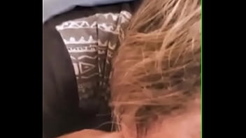 Autumn minxx gets her juicy pussy eaten