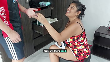 My stepmom sucks my dick and does a squirt because she was so horny