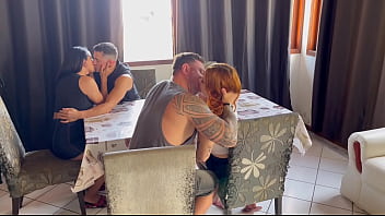 A kel sonhou que estávamos fazendo uma putaria na cozinha de casa não é que o sonho virou realidade