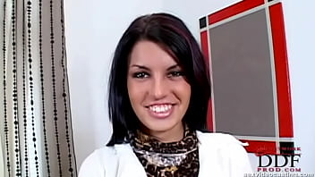 Sexy young newcomer babe serilla