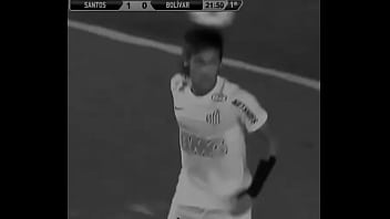 Neymar quebrando tudo