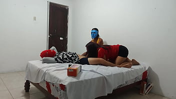 My girlfriend brought her best friend to learn how to give intense blowjobs at home