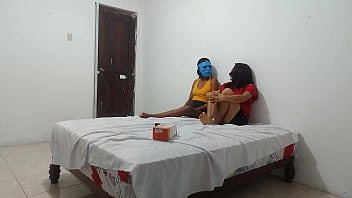 My girlfriend brought her best friend to learn how to give intense blowjobs at home