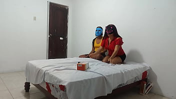 My girlfriend brought her best friend to learn how to give intense blowjobs at home