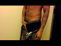 Play MP4 - Young thug flashing indoor 2