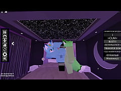 Play MP4 - Roblox furro le encanta el anal al aire