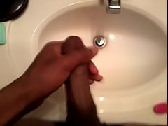 Play MP4 - Black man jacking off