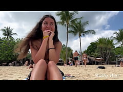 Play MP4 - Girl eating sushi without panties among people on a public beach