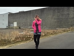 Play MP4 - Outdoor Blowjob beim Parkplatzdate mit Parkplatzluder19