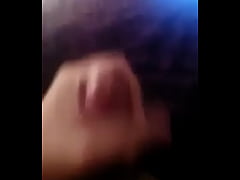 Play MP4 - Me la jalo en mi cama