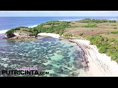 Play MP4 - Putri Cinta stripping and bending over ready to be fucked