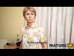 Play MP4 - MATURE4K&period; Mature maid dragged into sex with handsome and horny client