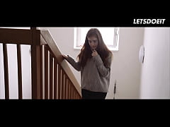 Play MP4 - Lesbian Step Sis Touches Her Girlfriend Until She Cums - A GIRL KNOWS