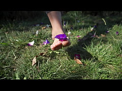 Play MP4 - Crushing Flowers Barefoot In The Grass