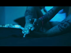 Play MP4 - My Feet Love Attention