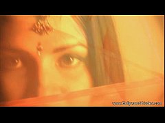 Play MP4 - Exotic Desi Lover Dances and Shines