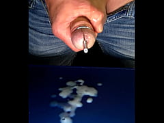 Play MP4 - Twink puts a bougie in his shaved cock and ejaculates through the dilator