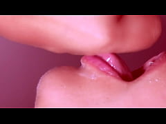 Play MP4 - Two old Russian friends get together on New Years