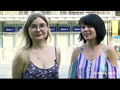 Play MP4 - Ersties&colon; Marie S&period; angelt sich die hei&szlig;e Emily f&uuml;r ein Analplug-Abenteuer