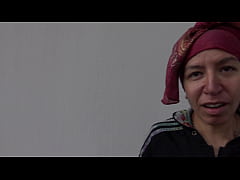 Play MP4 - A hot algerian street prostitute from Marseille with perverted grandpa