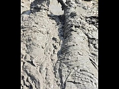 Play MP4 - Mudding in County Park Lakebed 2