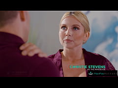 Play MP4 - Blonde MILF and Stepdaughter Gave Me a Blowjob Together