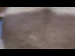 Play MP4 - Peludo masturbando o &acirc;nus&comma; gemendo alto e assistindo porn&ocirc;&comma; ejaculando precoce no final &lpar;Use fone gemido alto&rpar;