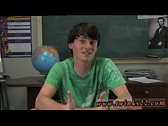 Play MP4 - Gay twink in handcuffs with cop Jeremy Sommers is seated at a desk