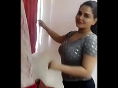 Play MP4 - Big boobs & big ass