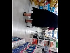 Play MP4 - Vieja super culona en el super