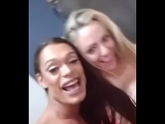 Play MP4 - Morena gostosa dos peitinhos durinhos